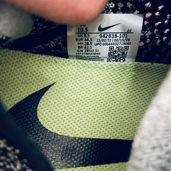 Nike Free Mens Flyknit Free OREO Running Shoe 942838-101 Black White 10.5 US - Picture 8 of 8